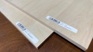 テーブルDIY ベニヤ板２