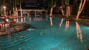 コンラッド・バンコク　プール６