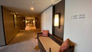 ミレニアムヒルトン　廊下