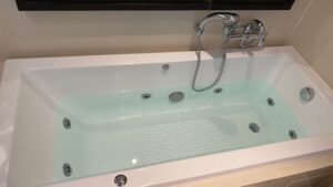 ミレニアムヒルトン　客室１４